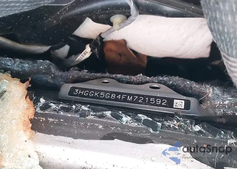 2015 Honda Fit Ex z USA, uszkodzony, nr VIN 3HGGK5G84FM721592